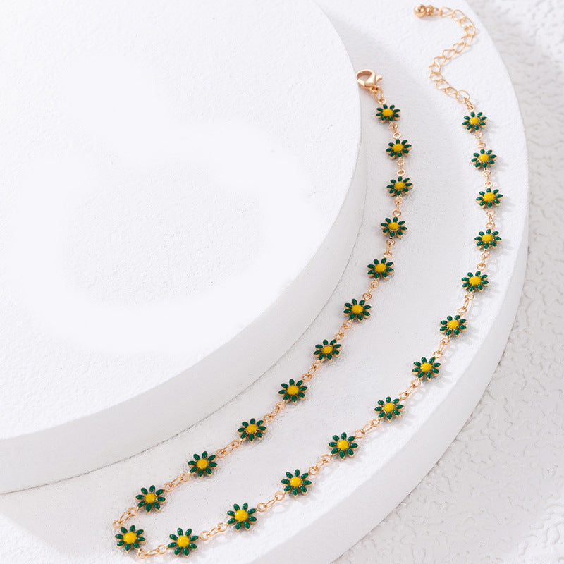 Wholesale Daisy Clavicle Alloy Necklaces